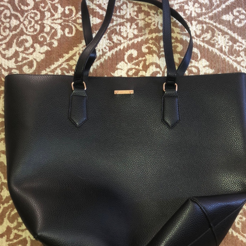 White Black women’s handbag worn once